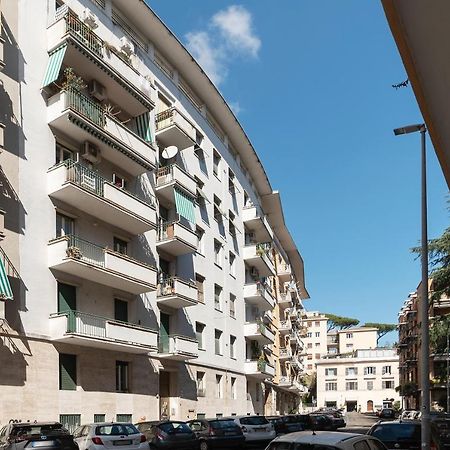 Vatican Corner Family Apartment Рим Экстерьер фото